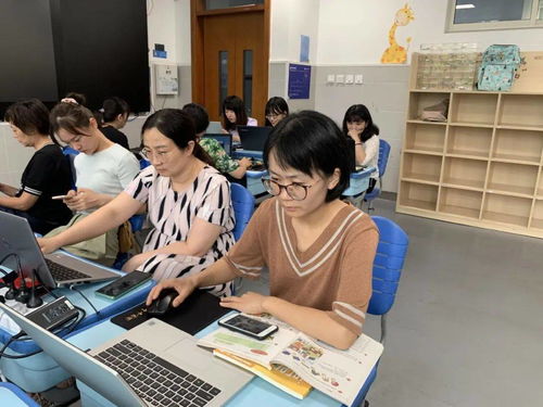 激发学生学习兴趣,打造高品质课程 长清湖实验学校初中部参加集团课程研发活动
